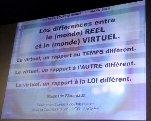 Conférence : les différences entre le réel et le virtuel